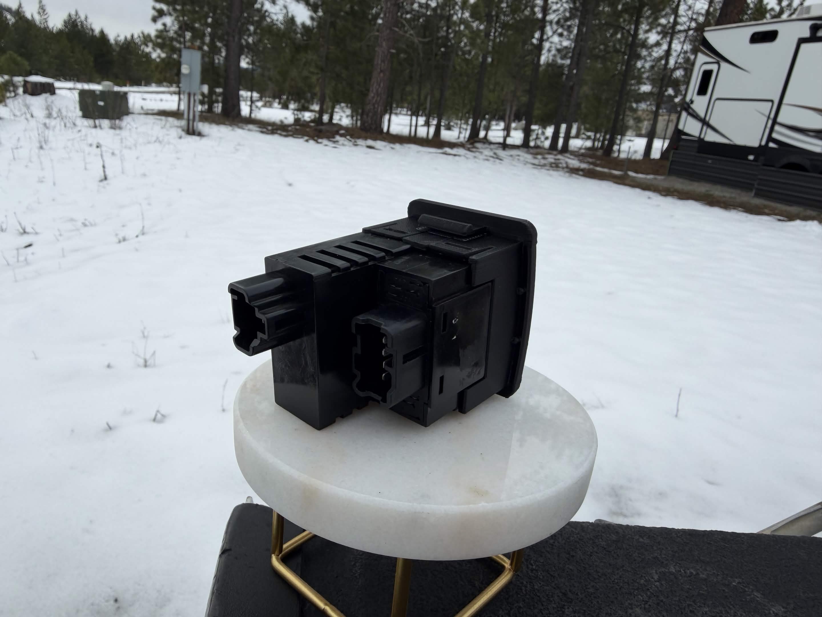 e39a Galant Dimmer/Foglight Housing Reproduction